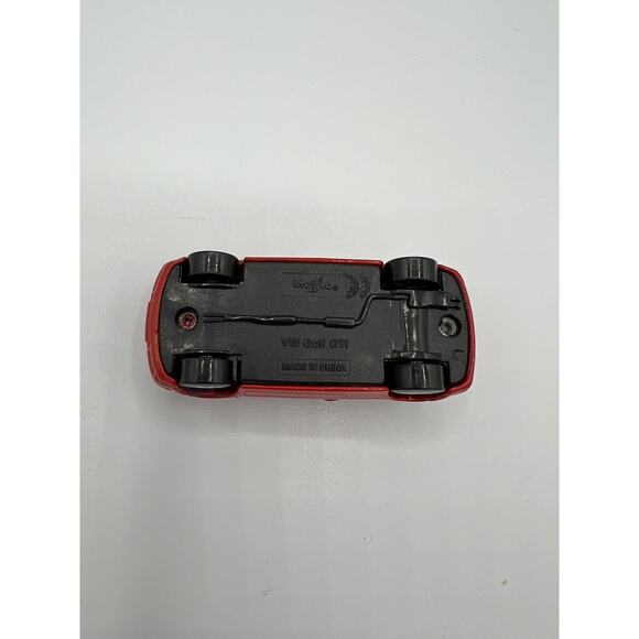 Volkswagen VW Golf GTI Convertible Maisto - Picture 2 of 6